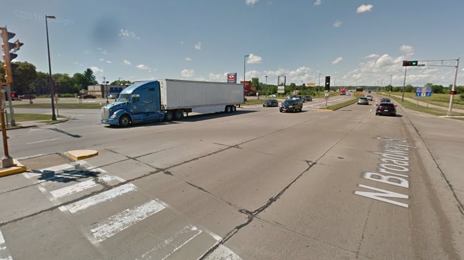 4 | Broadway Street and Oak Avenue, Menomonie — 30 crashes